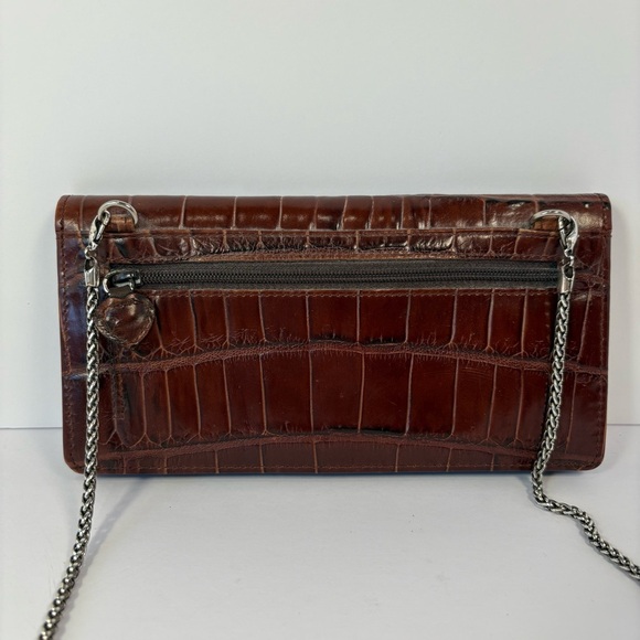 Elegant Croc-Embossed Crossbody Silver Chain Strap Purse - Picture 3 of 12